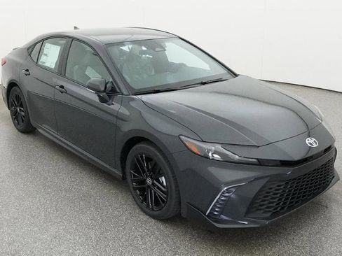 New 2026 Toyota Camry SE FWD image 10