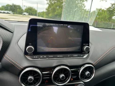 Used 2021 Nissan Sentra SR FWD image 9