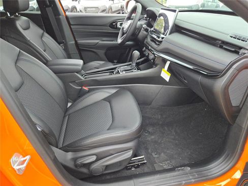 New 2026 Jeep Compass Latitude image 7