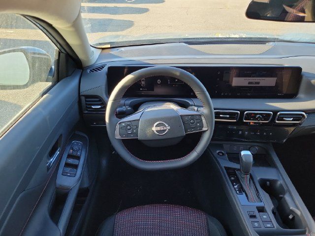 New 2027 Nissan Sentra SR w/ Floor Mat Package FWD image 8