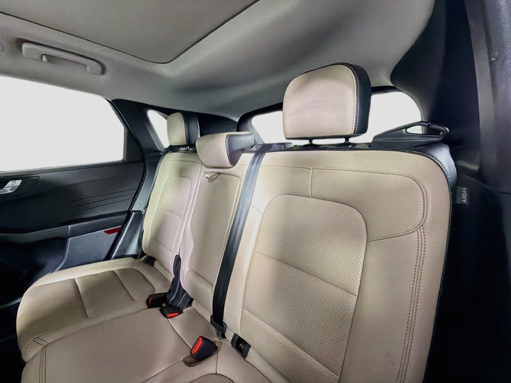 Used 2022 Ford Escape SEL w/ Technology Package FWD image 23