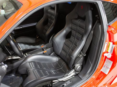 Used 2018 Ferrari 488 GTB RWD image 18