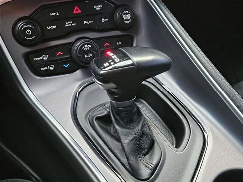 Used 2019 Dodge Challenger R/T w/ Plus Package image 14