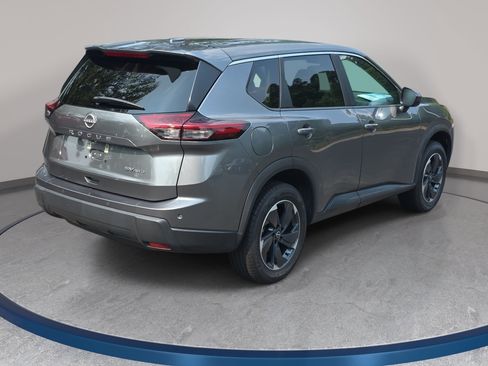 Certified 2024 Nissan Rogue SV AWD/4WD image 5