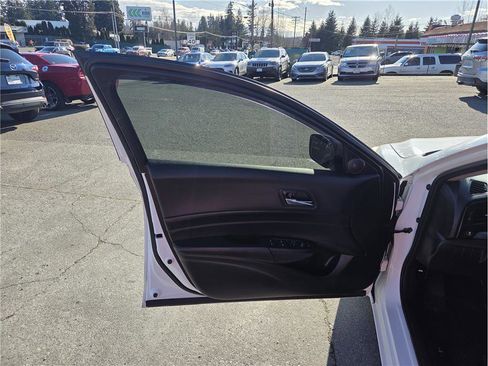 Used 2014 Acura ILX w/ Premium Package image 13