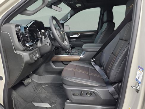 New 2026 Chevrolet Silverado 1500 High Country AWD/4WD image 12