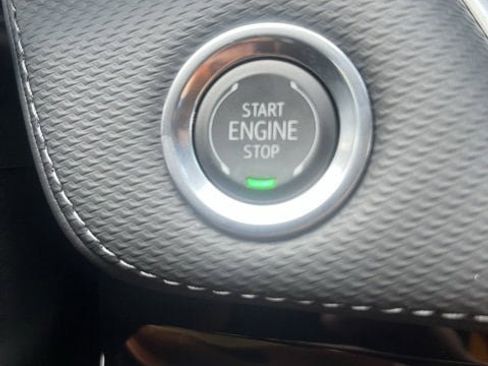 New 2026 Chevrolet Equinox LT w/ Convenience Package II image 38