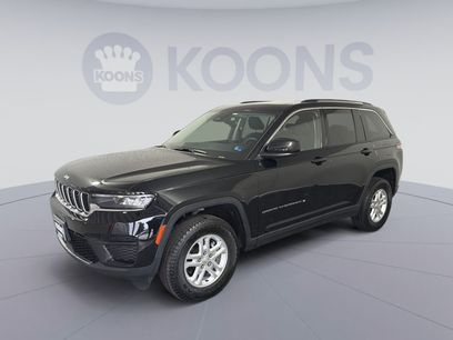 Used 2023 Jeep Grand Cherokee Laredo w/ Luxury Tech Group I