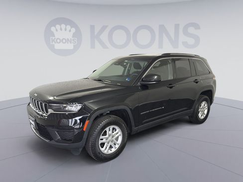 Used 2023 Jeep Grand Cherokee Laredo w/ Luxury Tech Group I image 1