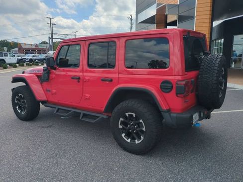 Used 2025 Jeep Wrangler Unlimited Rubicon 4xe AWD/4WD image 6