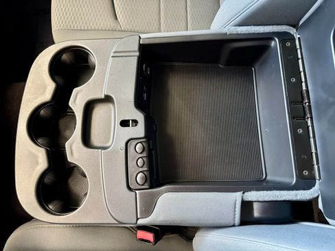 Used 2013 RAM 1500 Express RWD image 26