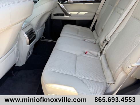 Used 2020 Lexus GX 460 Luxury w/ Off Road Package AWD/4WD image 15