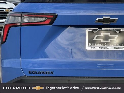 New 2026 Chevrolet Equinox RS w/ Convenience Package III FWD image 6