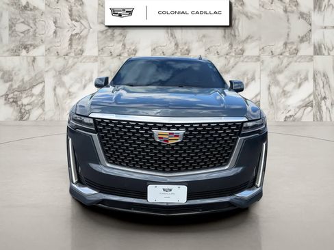 Used 2021 Cadillac Escalade Premium Luxury AWD/4WD image 8