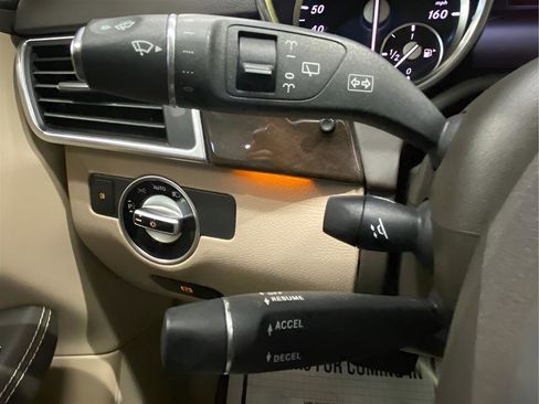 Used 2015 Mercedes-Benz ML 250 BlueTEC 4MATIC image 12