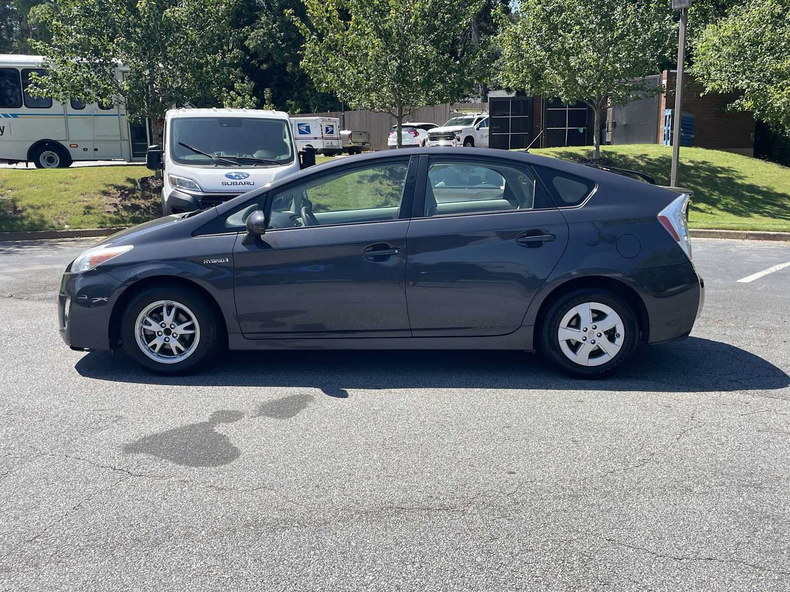 Used 2011 Toyota Prius Two FWD image 2