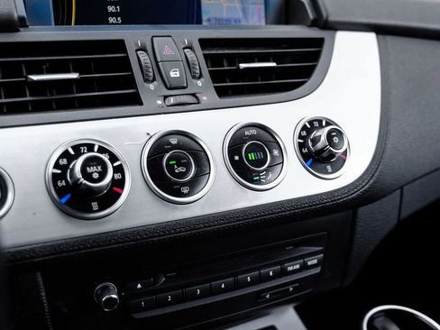 Used 2012 BMW Z4 sDrive28i image 27