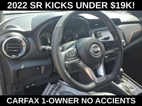 Used 2022 Nissan Kicks SR w/ Premium Package FWD image 16