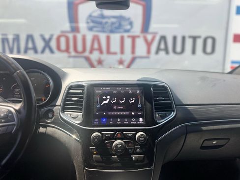 Used 2020 Jeep Grand Cherokee Limited image 41