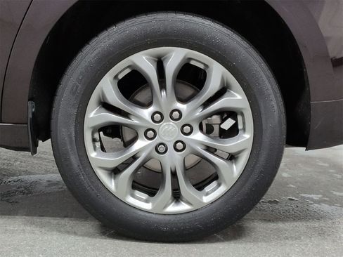 Used 2021 Buick Enclave Avenir w/ Avenir Technology Package image 14