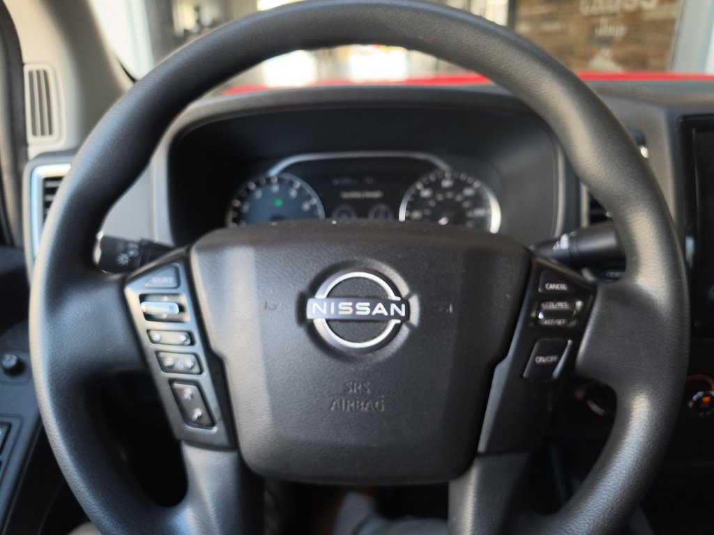 Used 2023 Nissan Frontier SV AWD/4WD image 10