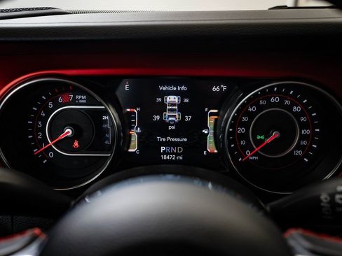 Used 2021 Jeep Wrangler Unlimited Rubicon image 23