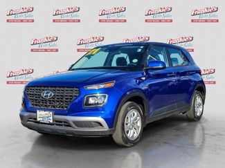 Used 2021 Hyundai Venue SE FWD video 1