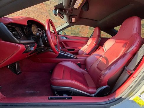 Certified 2022 Porsche 911 Carrera 4S image 5