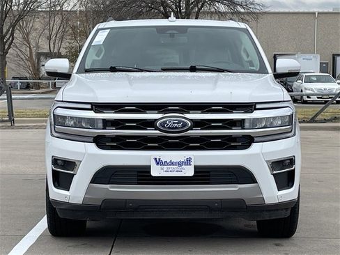 Used 2024 Ford Expedition Max Limited image 8