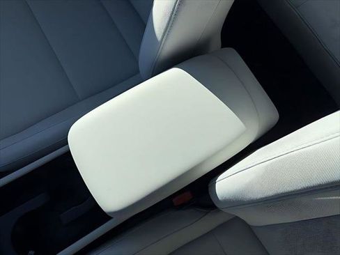 New 2026 Hyundai Kona SE image 24