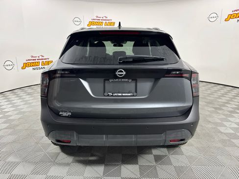 New 2026 Nissan Kicks SV image 4