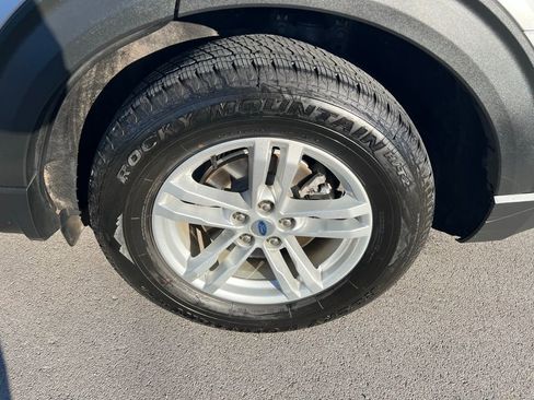 Used 2022 Ford Explorer XLT w/ Class IV Trailer Tow Package image 14