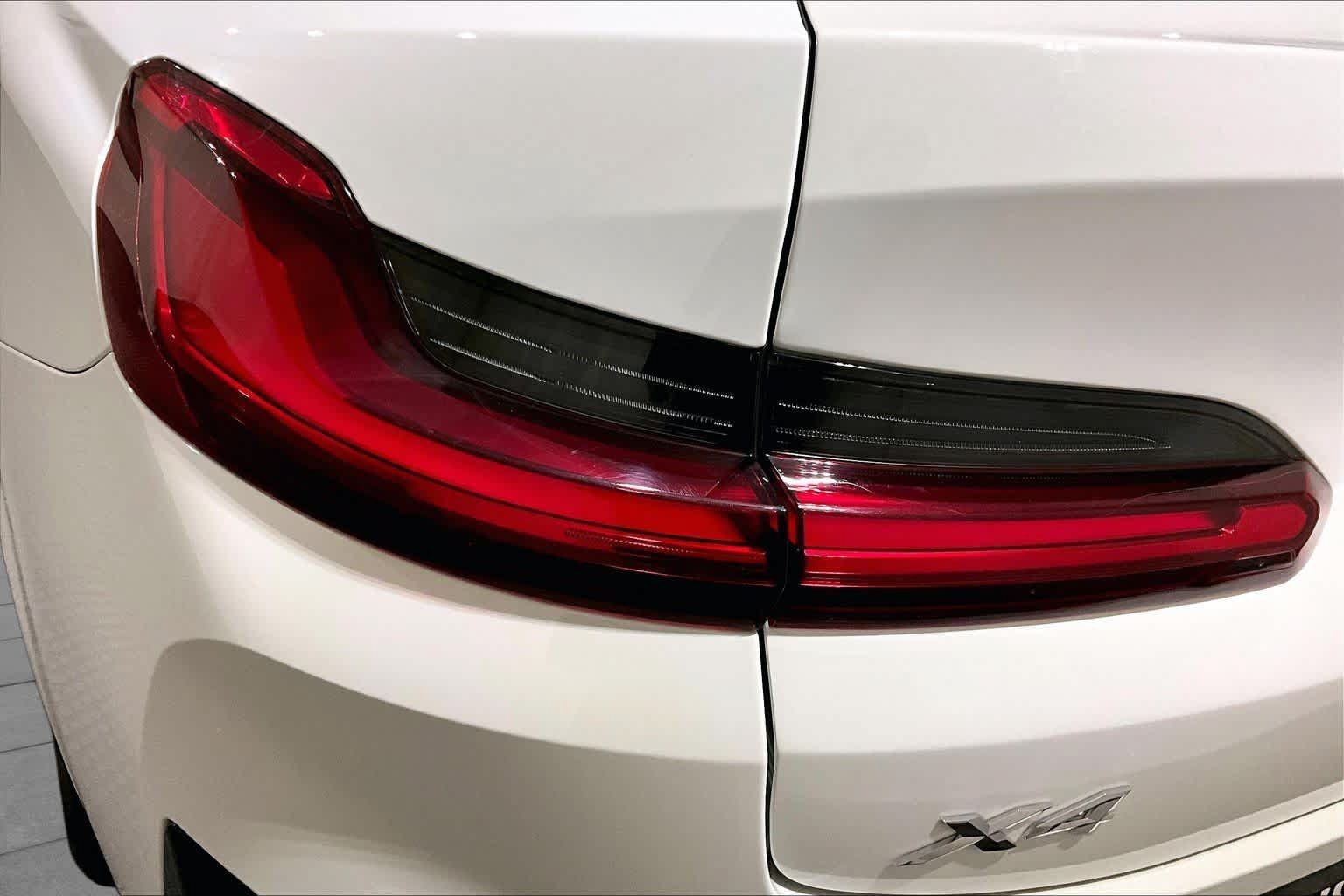 Used 2025 BMW X4 xDrive30i w/ Premium Package AWD/4WD image 27