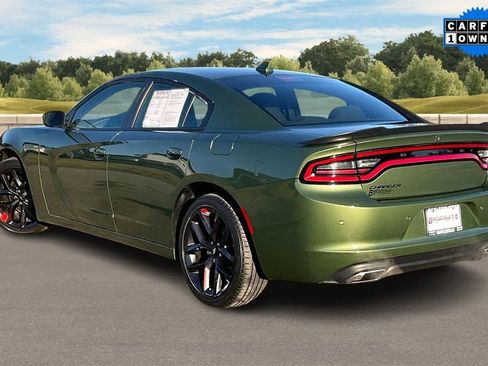 Used 2023 Dodge Charger SXT w/ Blacktop Package image 11