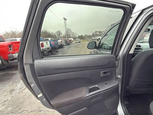 Used 2013 Mitsubishi Outlander Sport ES FWD image 11
