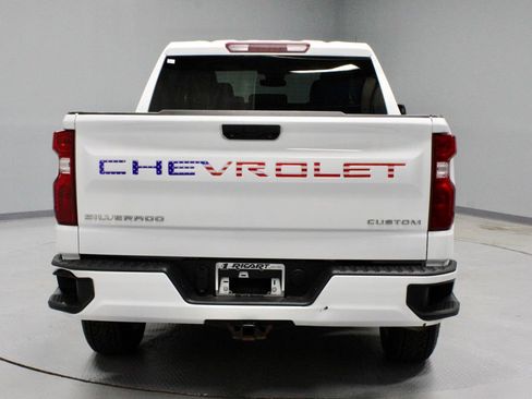 Used 2023 Chevrolet Silverado 1500 Custom AWD/4WD image 9