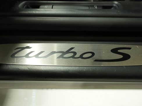 Used 2013 Porsche 911 Turbo S image 30