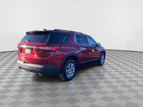 Used 2020 Chevrolet Traverse LT image 8