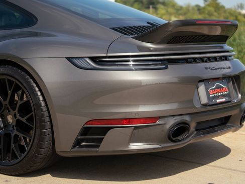 Used 2024 Porsche 911 Carrera 4S AWD/4WD image 38