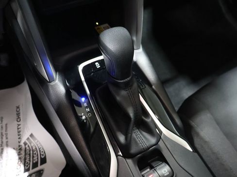 Used 2023 Toyota Corolla Cross LE w/ Moonroof Package image 31