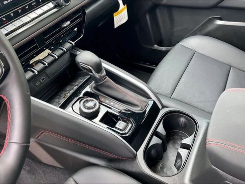 New 2026 Chevrolet Colorado Z71 w/ Z71 Convenience Package 2 image 8