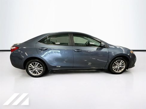 Used 2014 Toyota Corolla LE FWD image 4