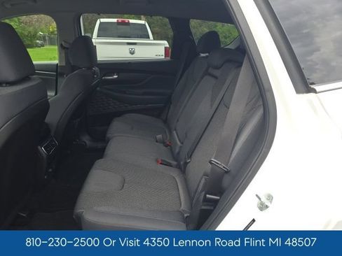 Used 2022 Hyundai Santa Fe SEL w/ Convenience Package AWD/4WD image 12