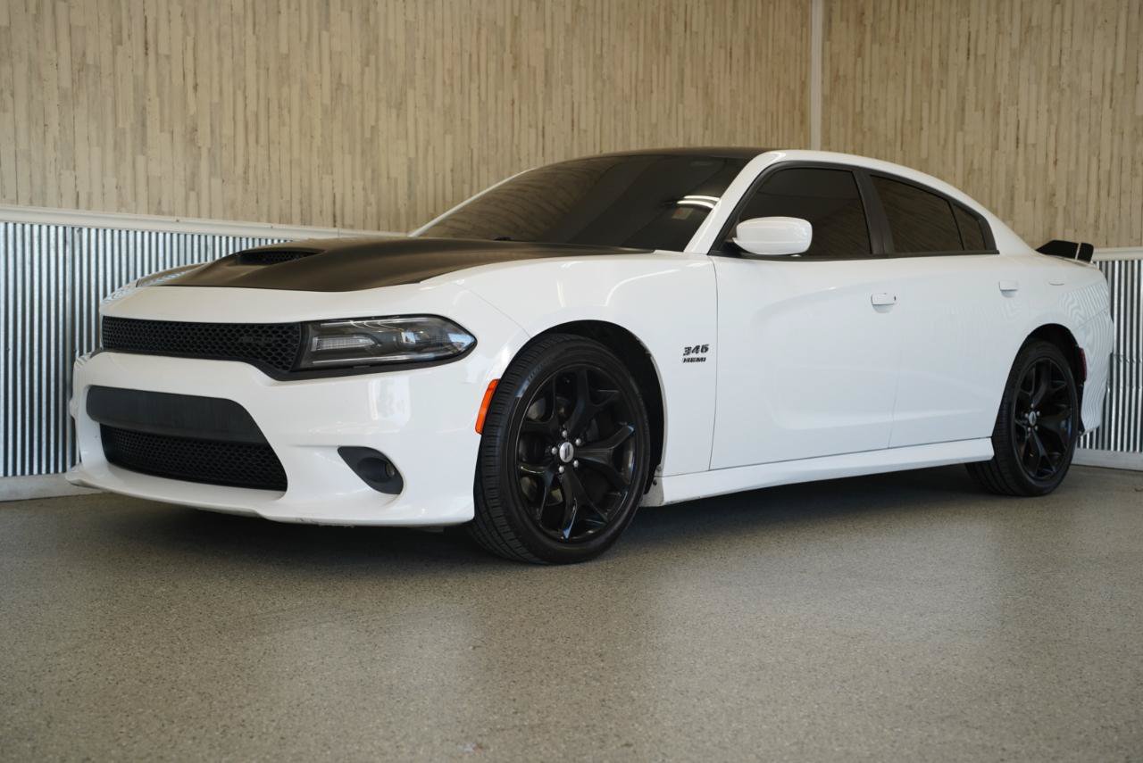 Used 2018 Dodge Charger R/T RWD image 4