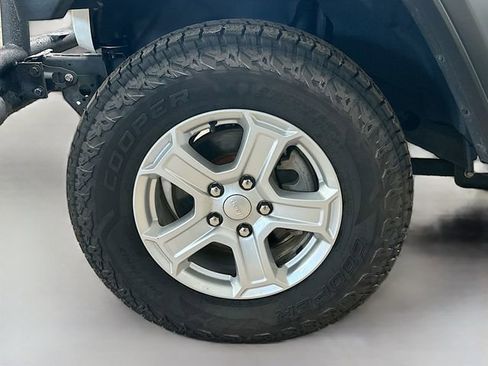 Used 2019 Jeep Wrangler Unlimited Sport S image 30