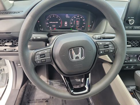 Used 2024 Honda Accord EX image 24
