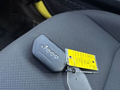 Used 2023 Jeep Gladiator Sport w/ Trailer Tow Package image 24