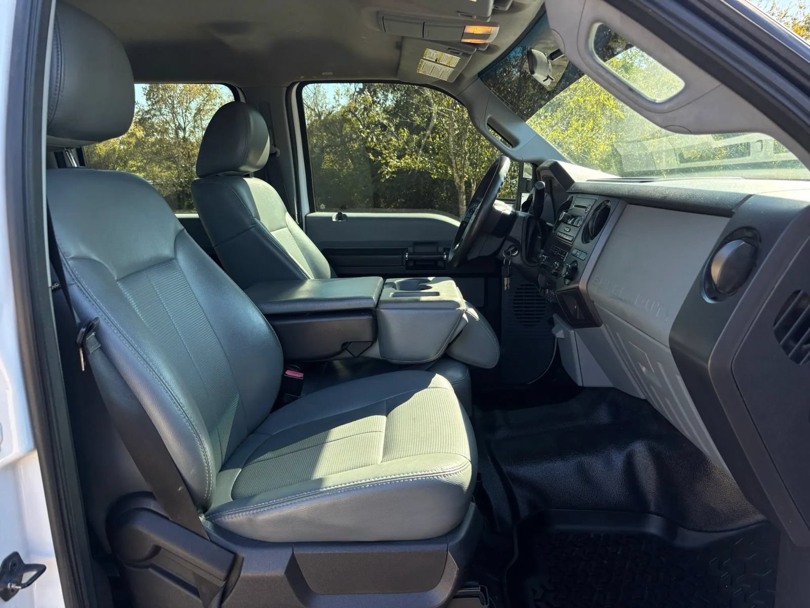 Used 2011 Ford F250 XL w/ PWR Equipment Group AWD/4WD image 17