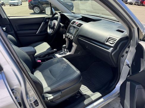Used 2017 Subaru Forester 2.5i Limited image 15