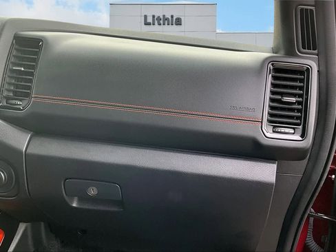 Used 2024 Nissan Frontier PRO-4X w/ Pro Convenience Package image 24